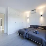 Secluded 3 Bedrooms Urzais Modern Interiors *
