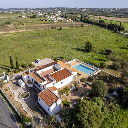 Secluded 3 Bedrooms Urzais Modern Interiors Villa Carvoeiro (Lagoa)