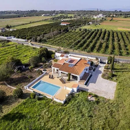Secluded 3 Bedrooms Urzais Modern Interiors * Carvoeiro (Lagoa)