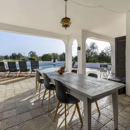 Secluded 3 Bedrooms Urzais Modern Interiors *