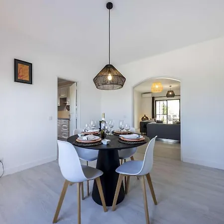 Secluded 3 Bedrooms Urzais Modern Interiors Villa Carvoeiro (Lagoa)